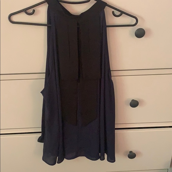 Top - Picture 2 of 3